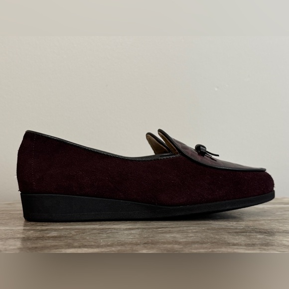 Belgian Shoes Travelette Slippers Maroon Crocodile Print & Suede Loafers 5 Flats - Picture 3 of 11